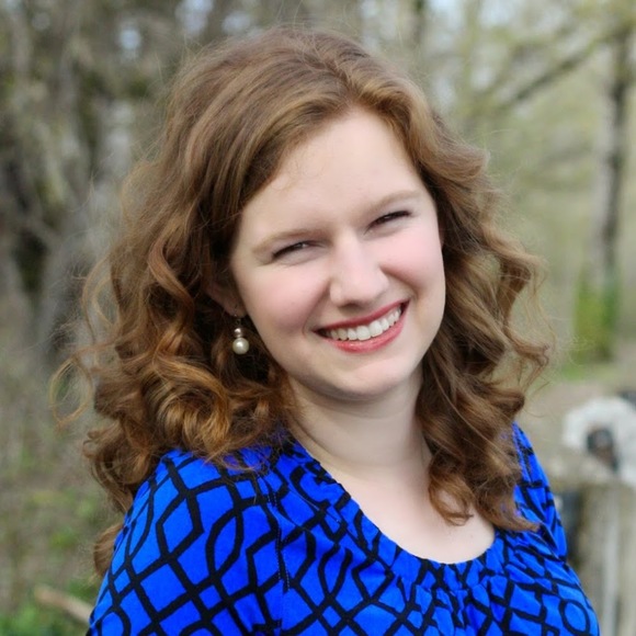 Meet your Posher, Hannah - Picture 1 of 1
